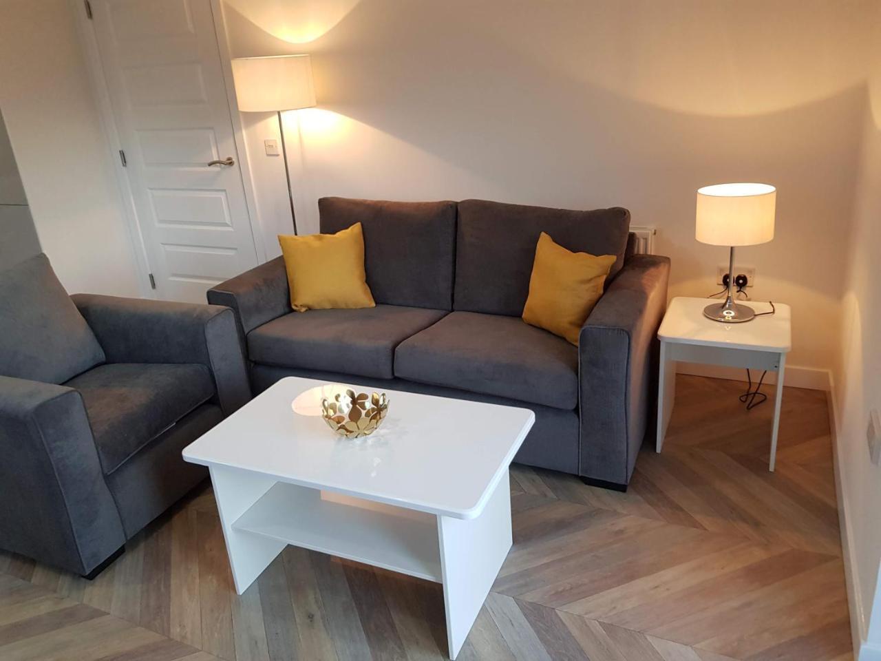1 Royal View Apartments 스털링 외부 사진