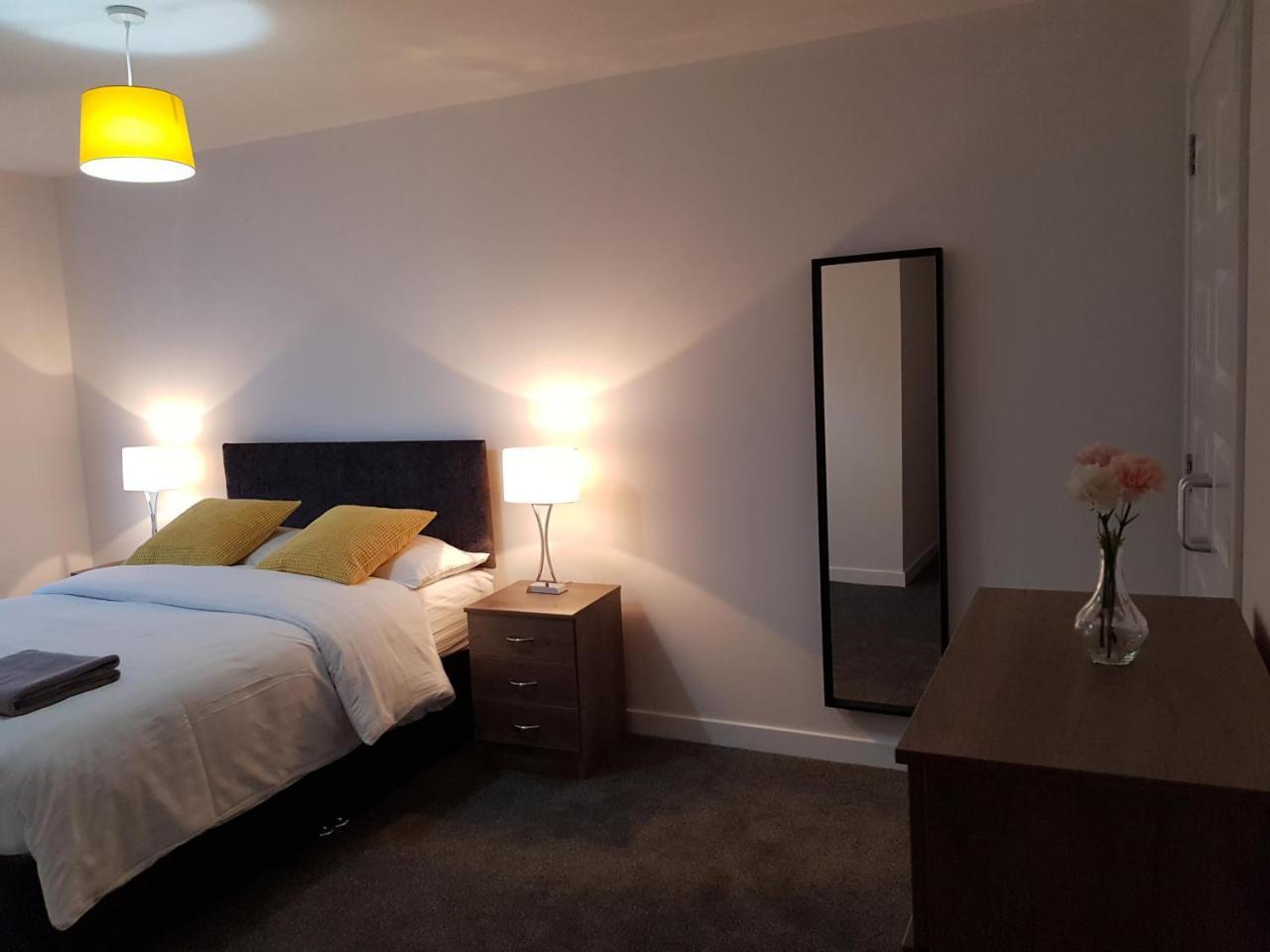 1 Royal View Apartments 스털링 외부 사진