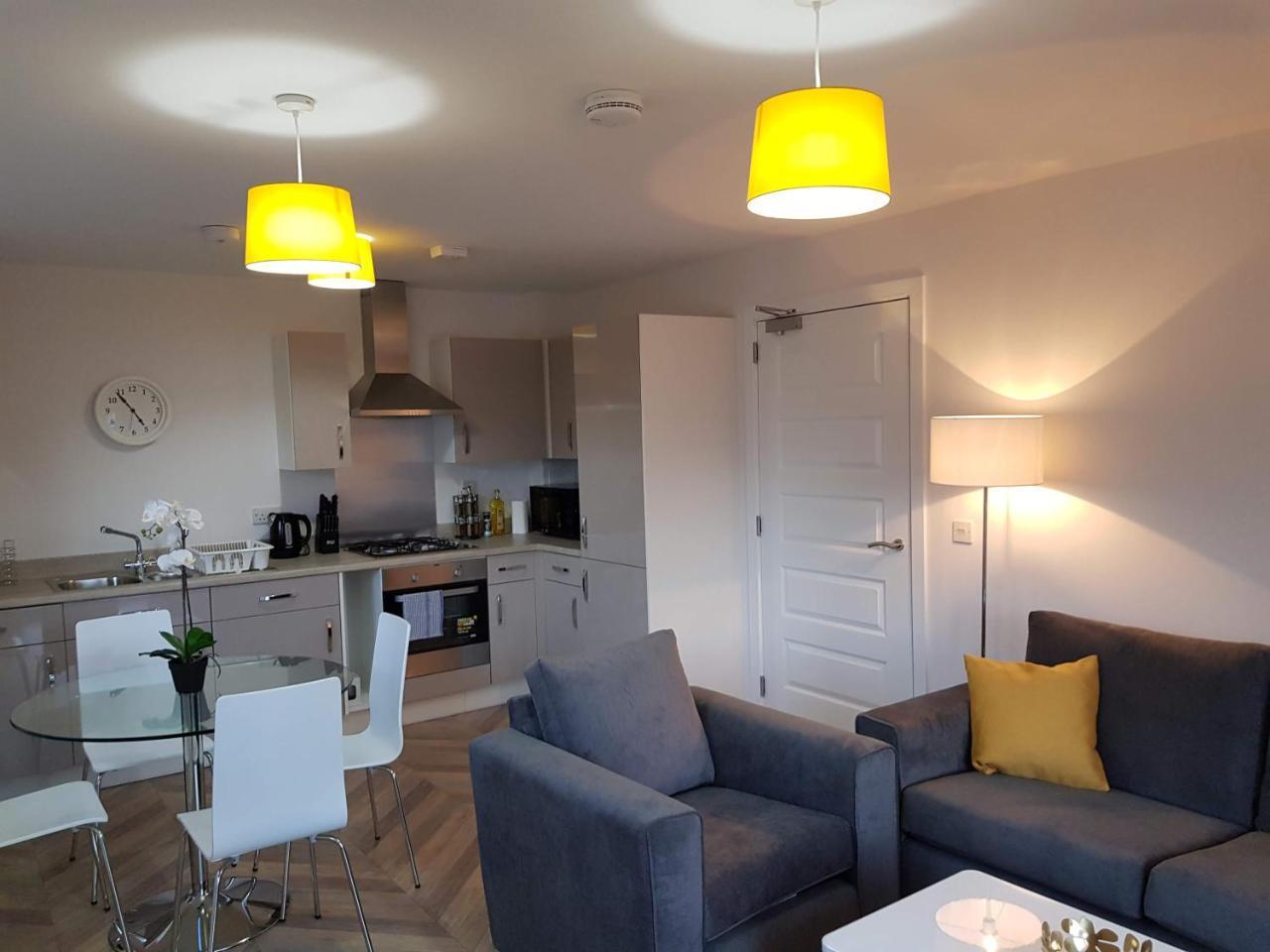 1 Royal View Apartments 스털링 외부 사진